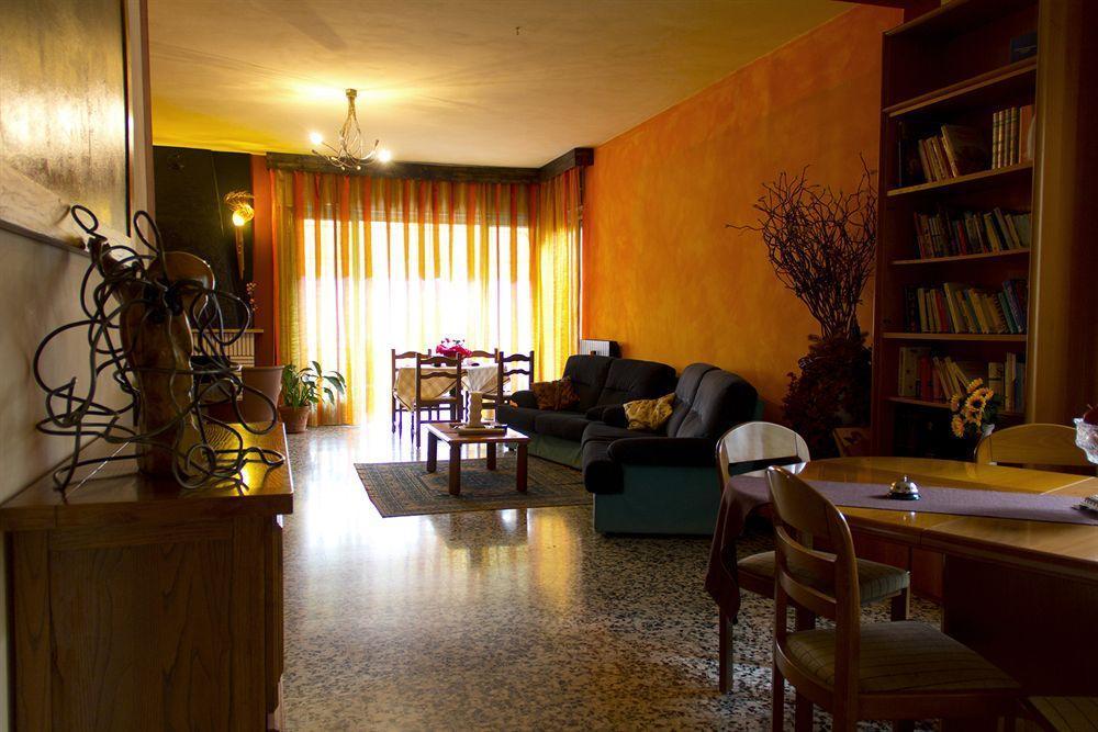 Guest House Villa De Ros Salò Exterior foto